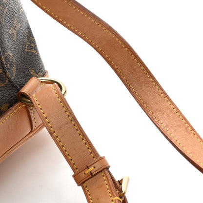Louis Vuitton Monogram Montsouris MM Backpack 14 of 17