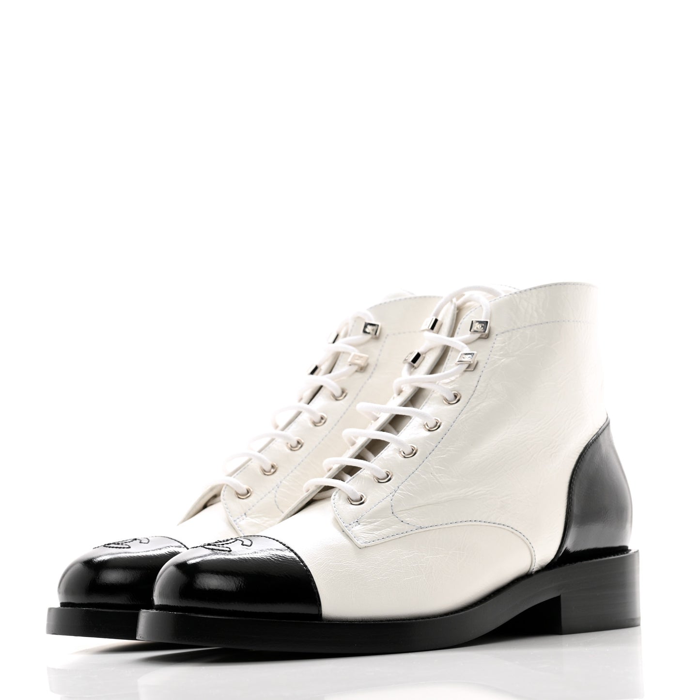 Distressed Patent Cap Toe Combat Boots 41 White Black