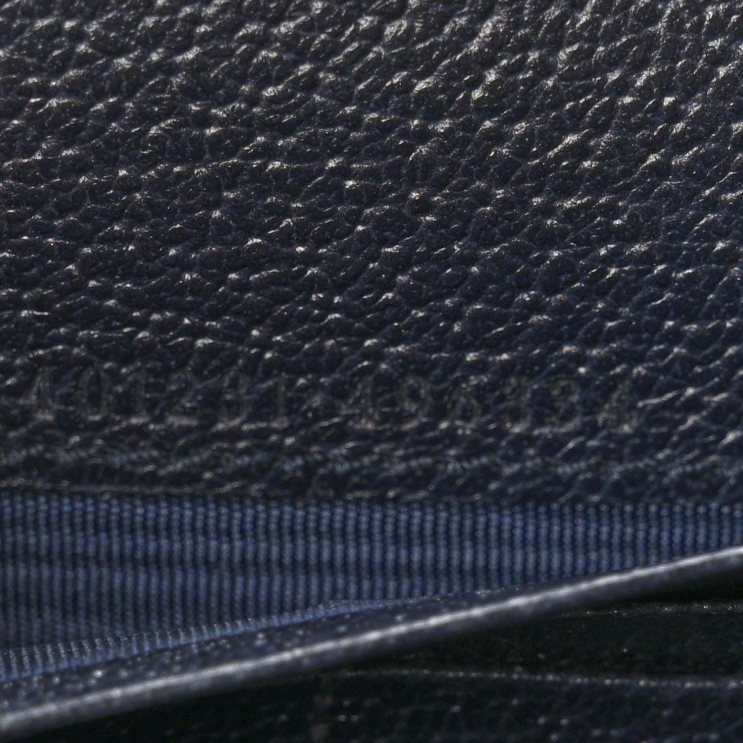Gucci GG Supreme Monogram Textured Dollar Calfskin Mini Dionysus Chain Wallet Beige Blue 8 of 10