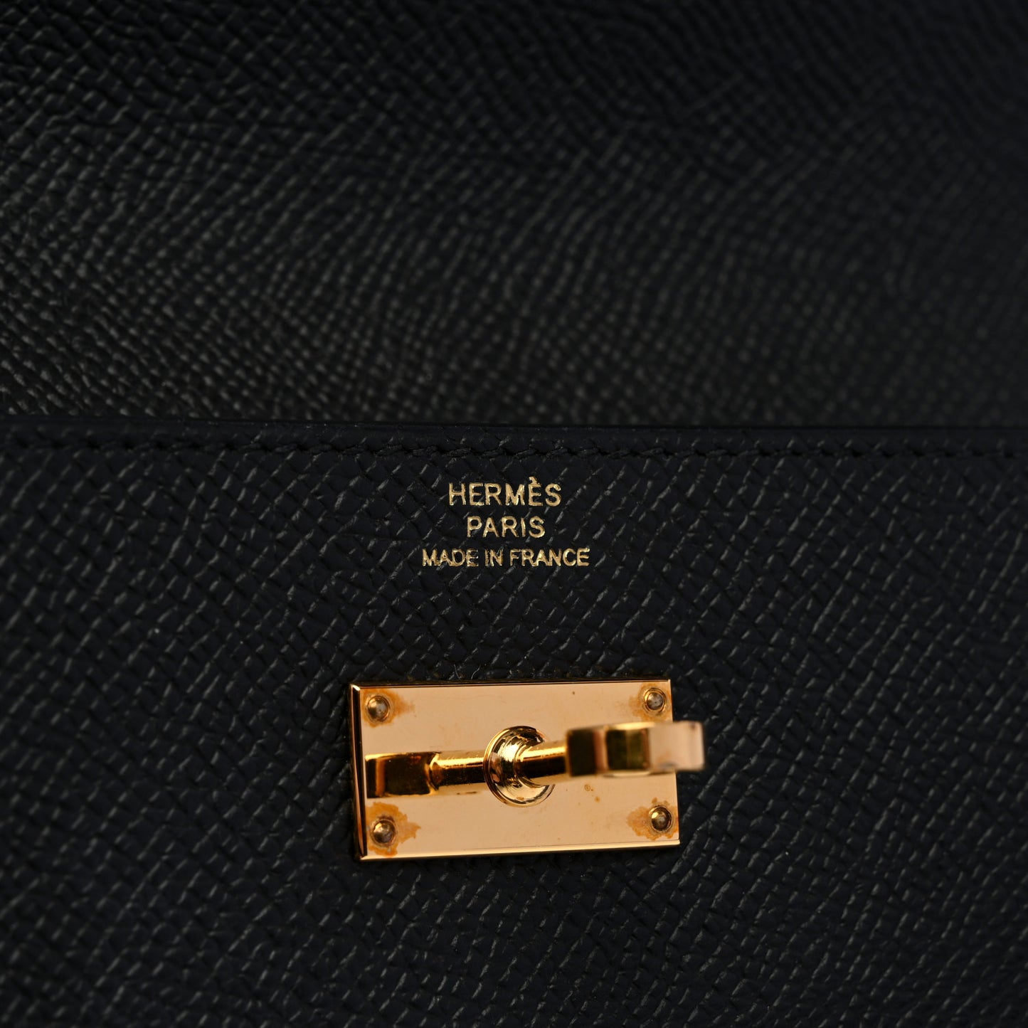 Epsom Kelly Longue Wallet Black