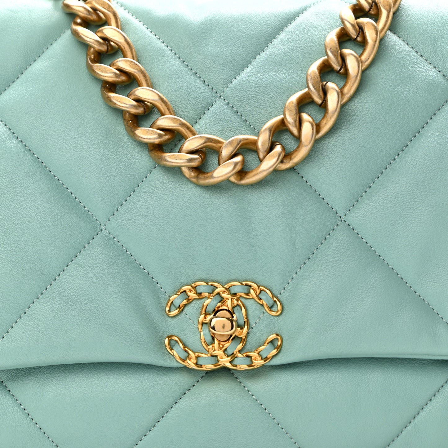 Goatskin Quilted Maxi Chanel 19 Flap Light Blue