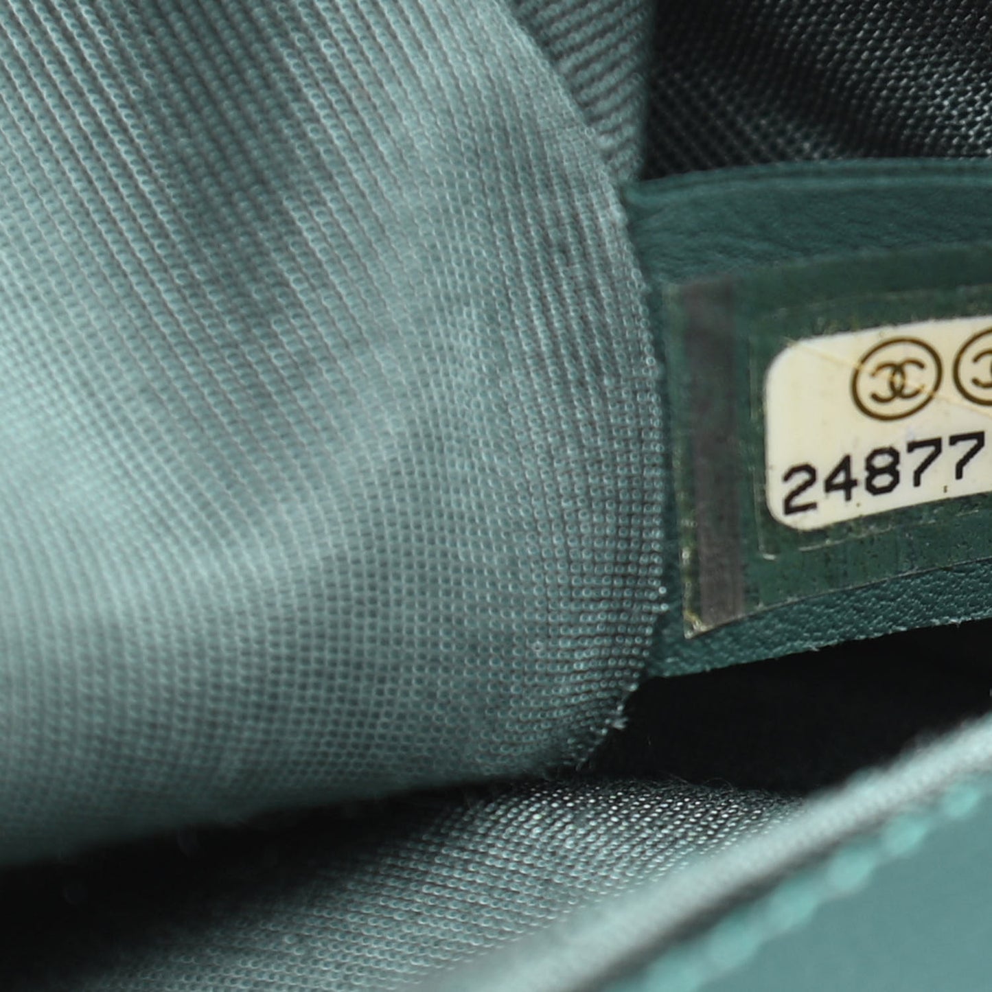 Caviar Chevron Quilted Medium Boy Flap Green