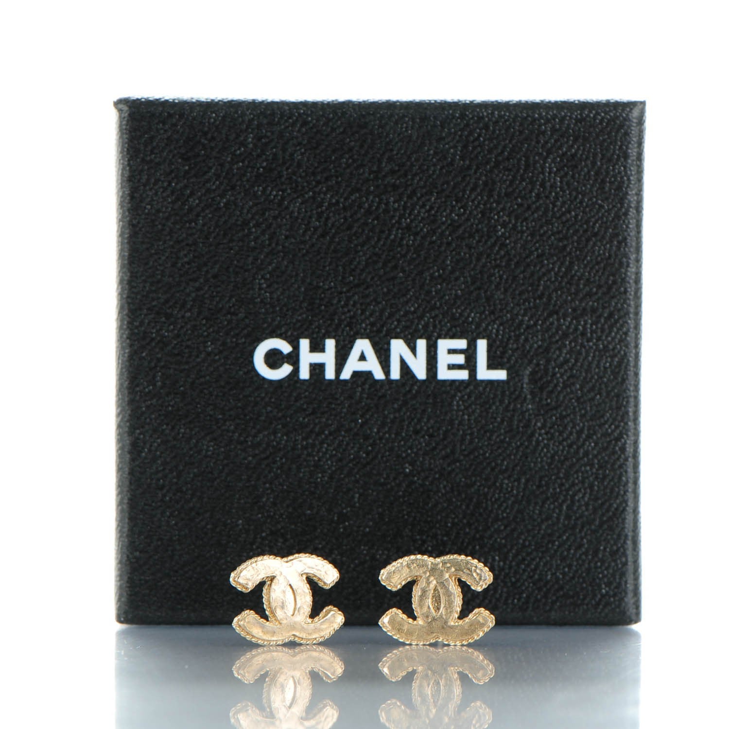 Chanel Hammered CC Earrings Gold 5 of 5