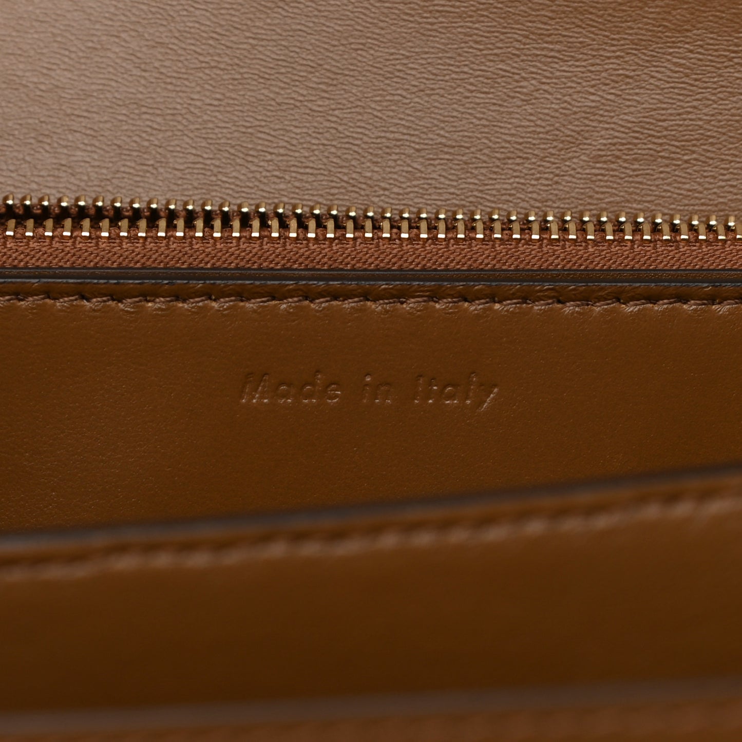 Box Calfskin Medium Classic Box Flap Bag Camel