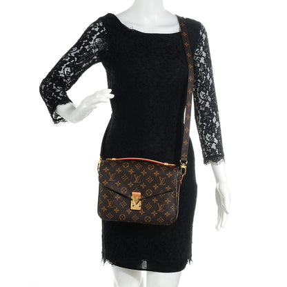 Louis Vuitton Monogram Pochette Metis 2 of 7