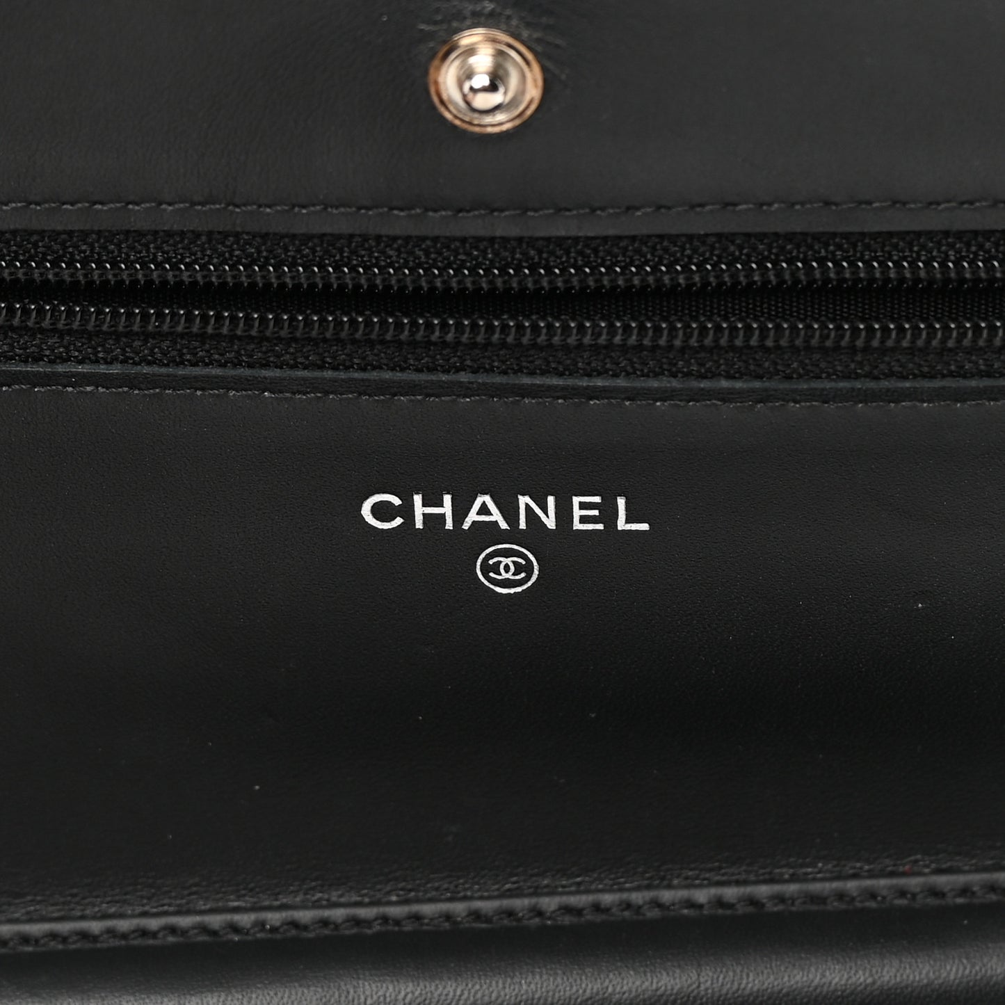 Caviar Timeless CC Wallet on Chain WOC Black