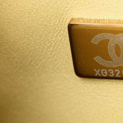 Chanel Lambskin Enamel Quilted Mini Coco Hearts Square Flap Light Green 7 of 9