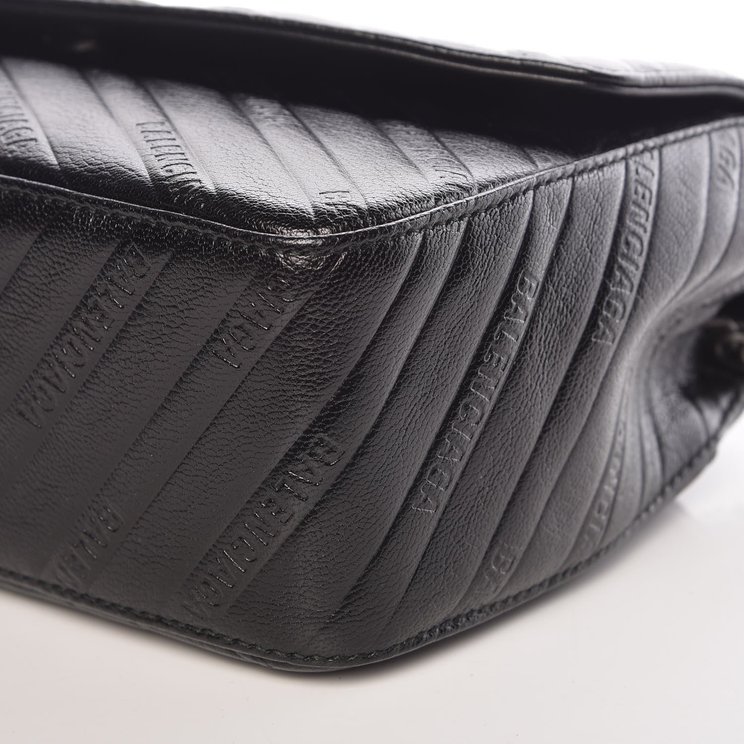Balenciaga Shiny Goatksin Logo Embossed Monochrome M BB Round Shoulder Bag Black 11 of 11