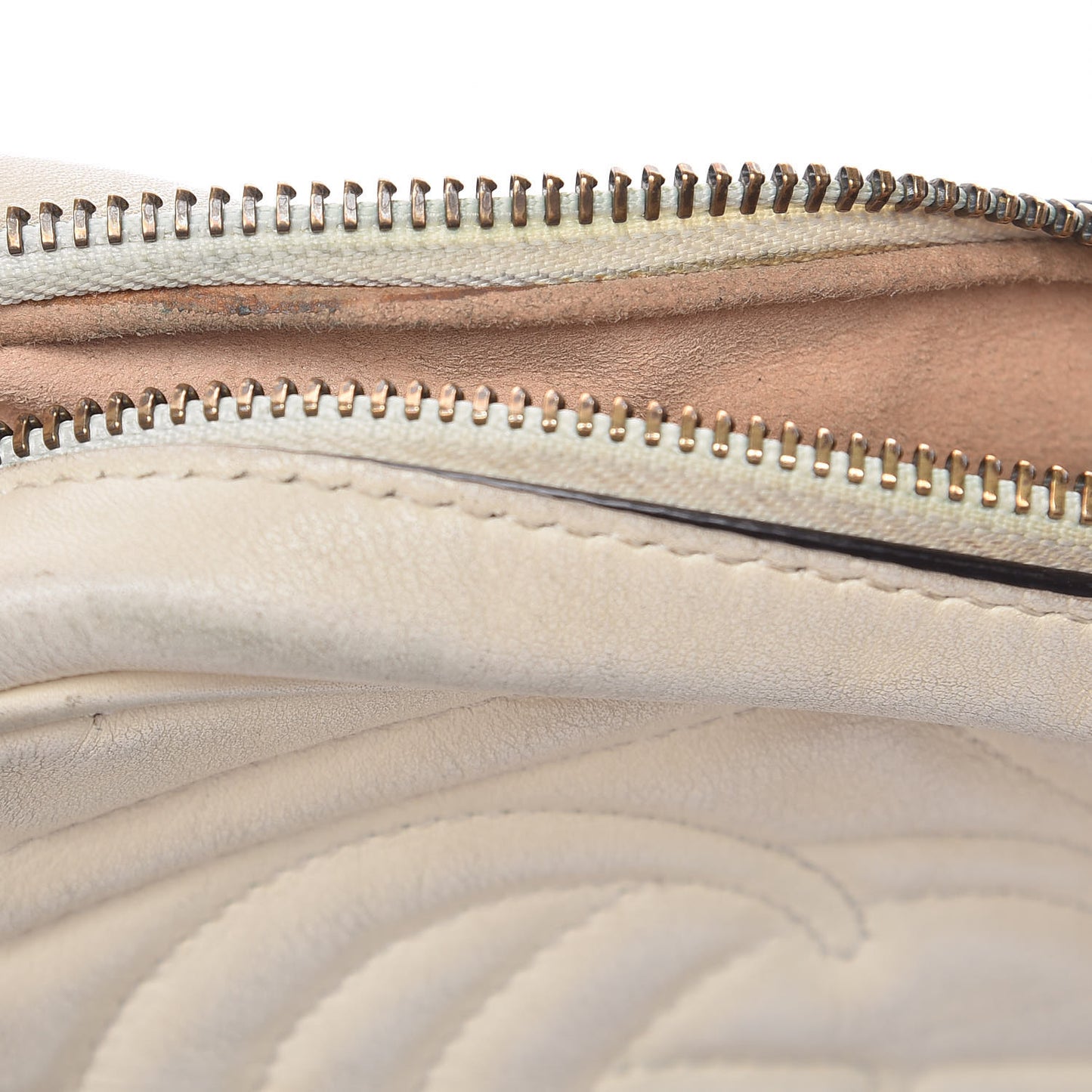 Calfskin Matelasse Mini GG Marmont Chain Shoulder Bag White