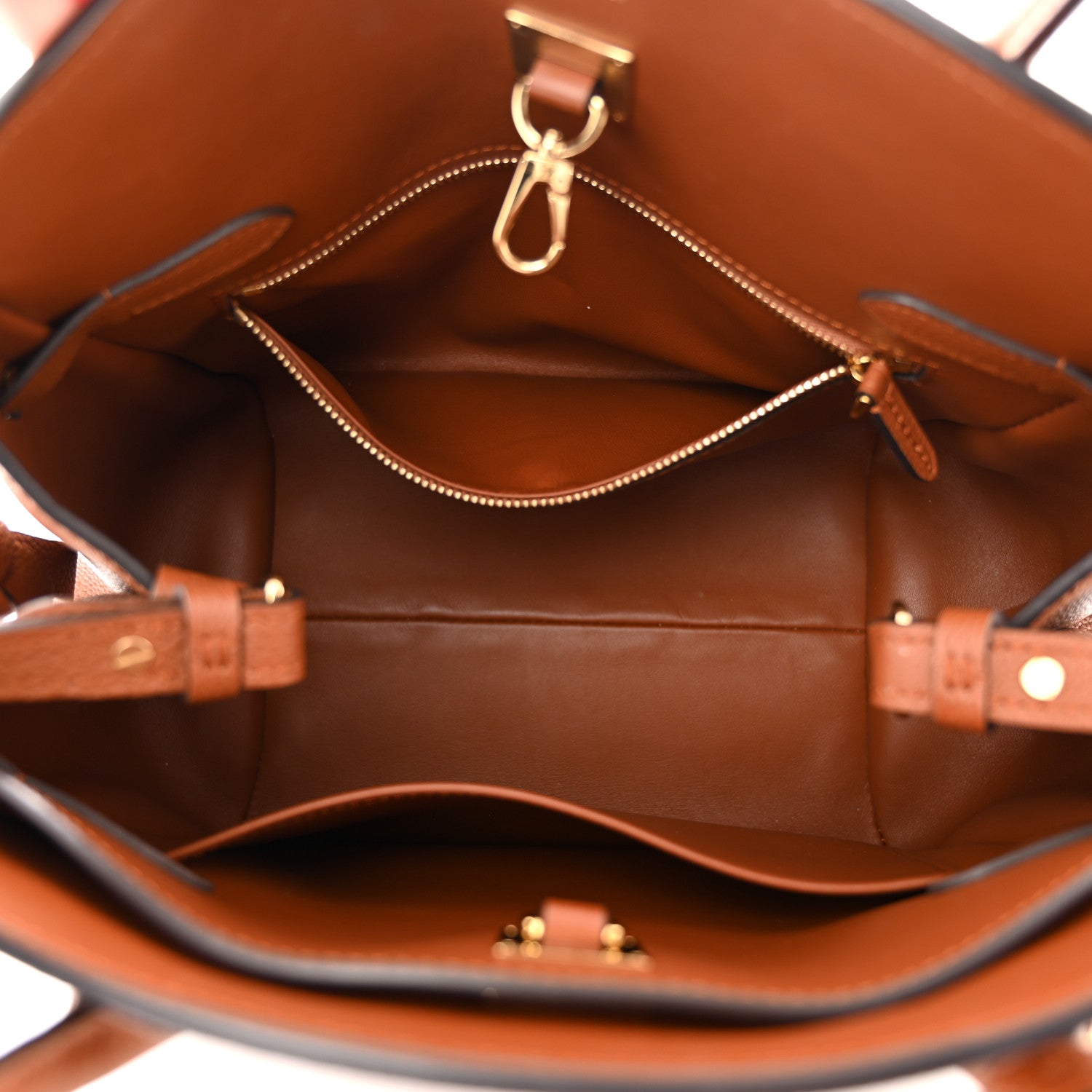 Louis Vuitton Veau Nuage Milla PM Gold 5 of 9