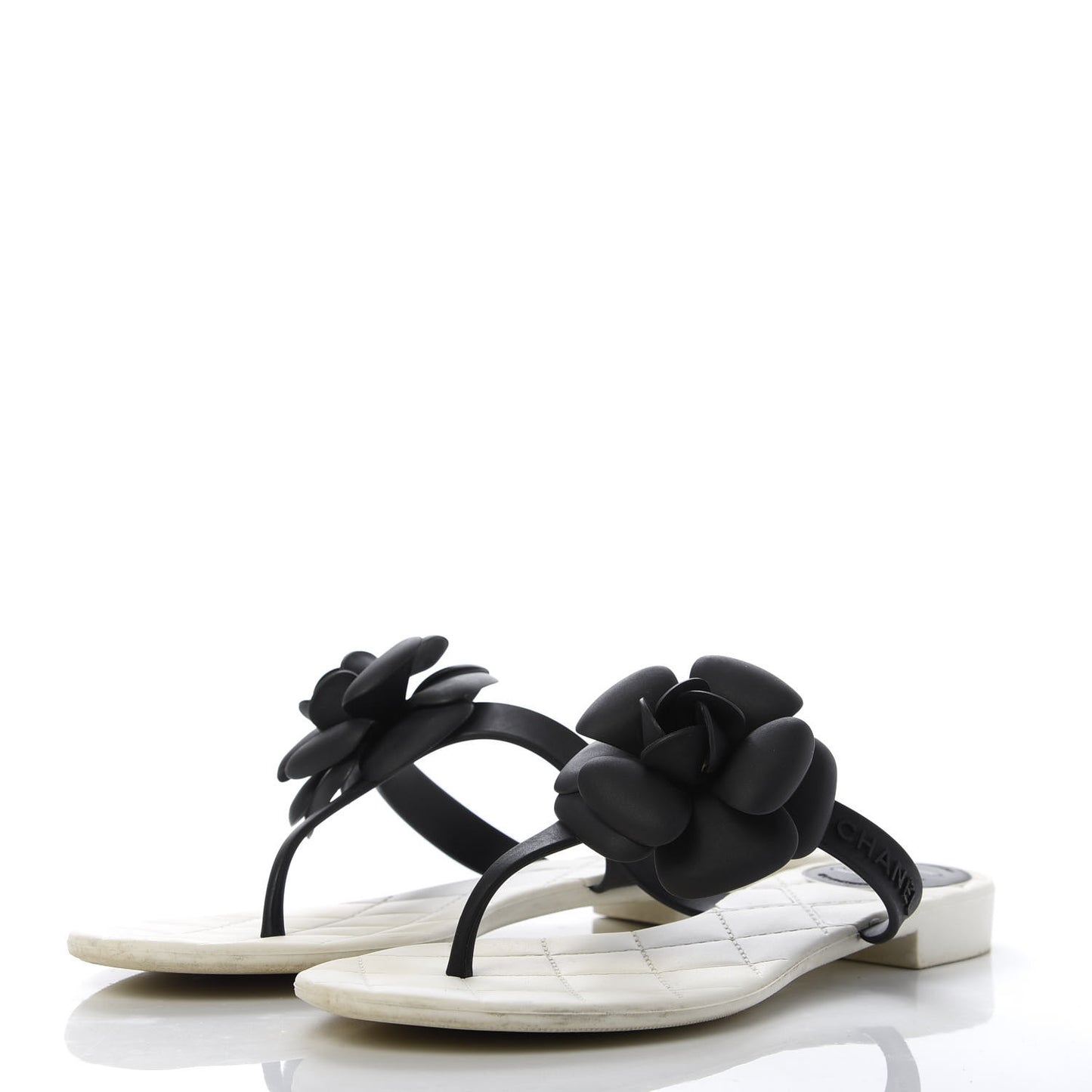 Jelly Quilted Camellia Thong Sandals 38 White Black