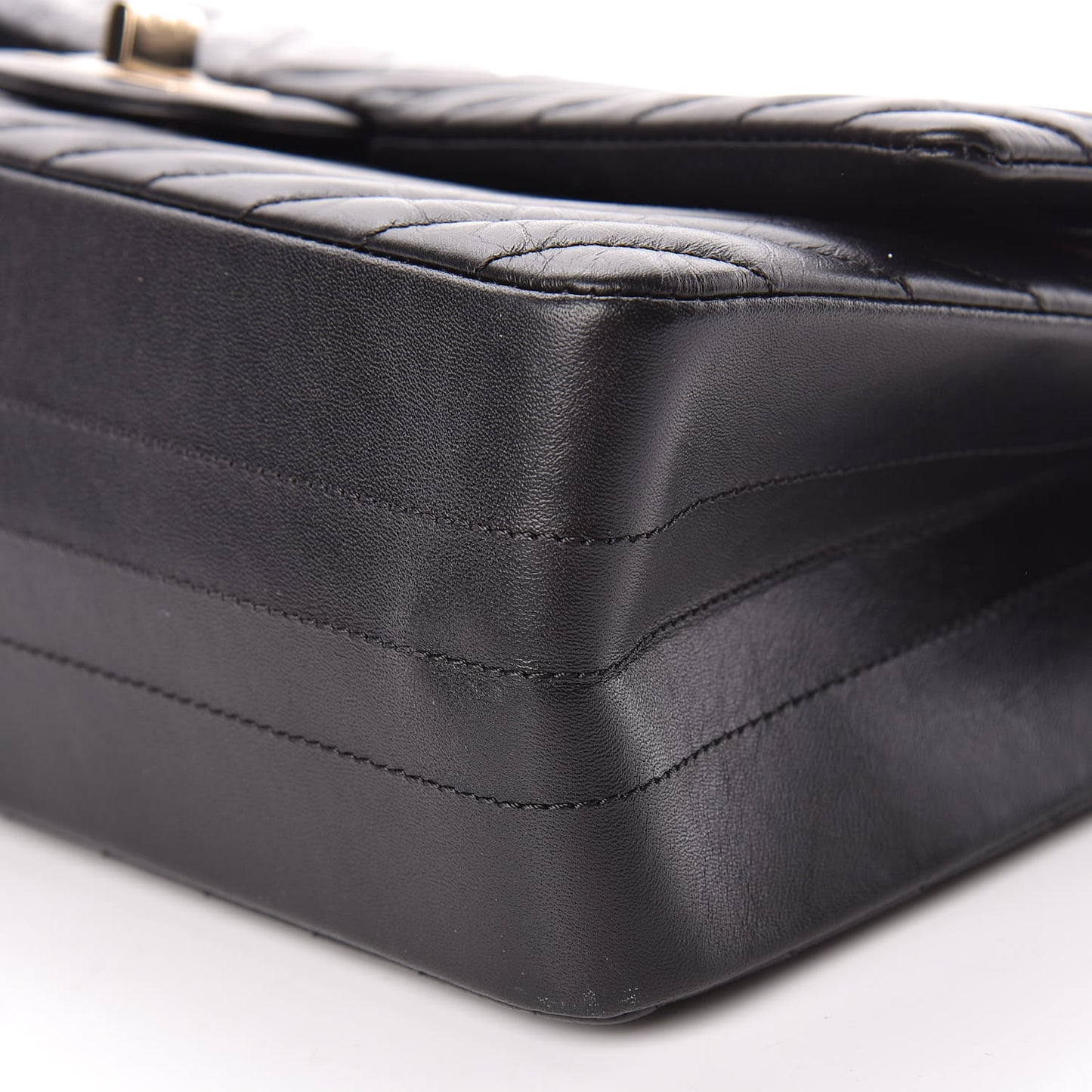 Aged Calfskin Chevron Quilted 2.55 Reissue 226 Flap Black