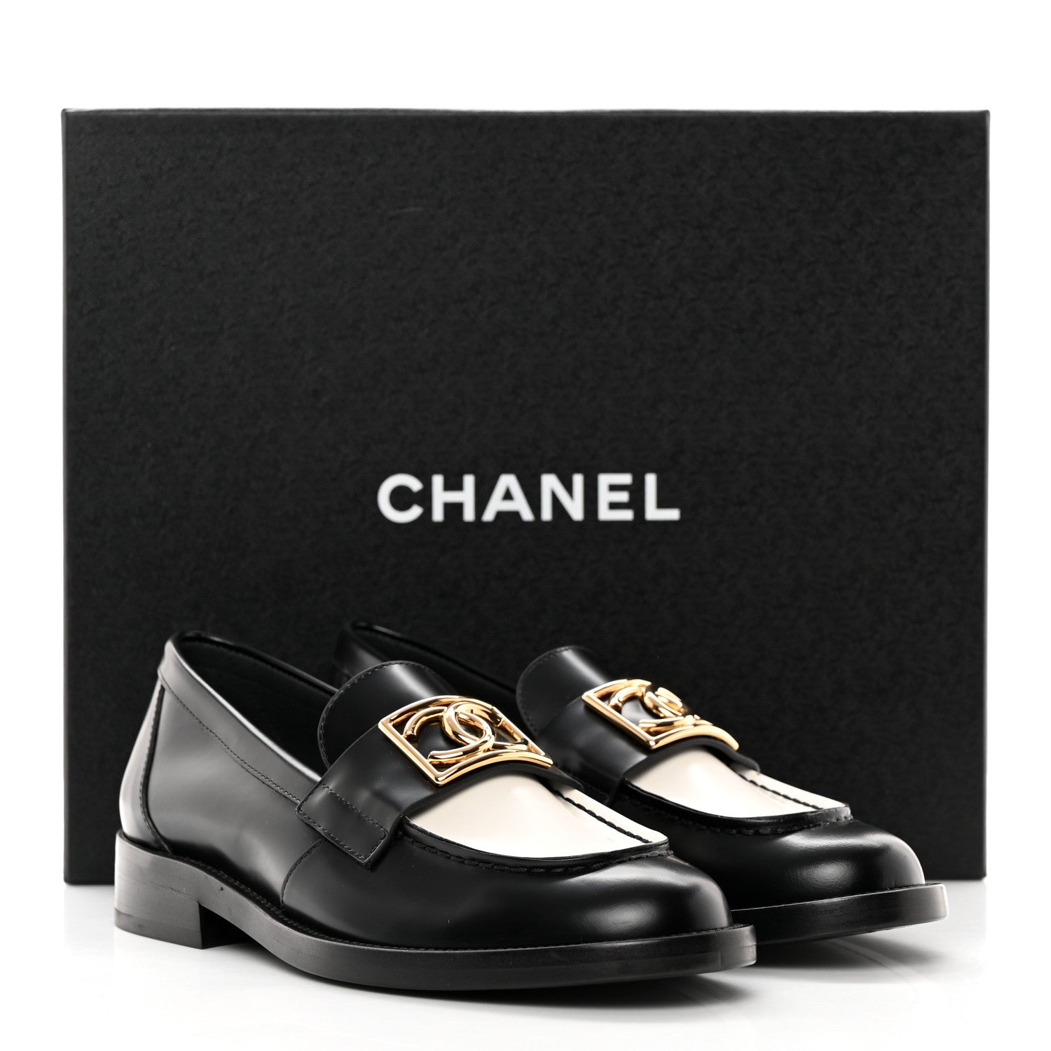 Chanel Shiny Calfskin CC Loafers 36 Black White 12 of 12