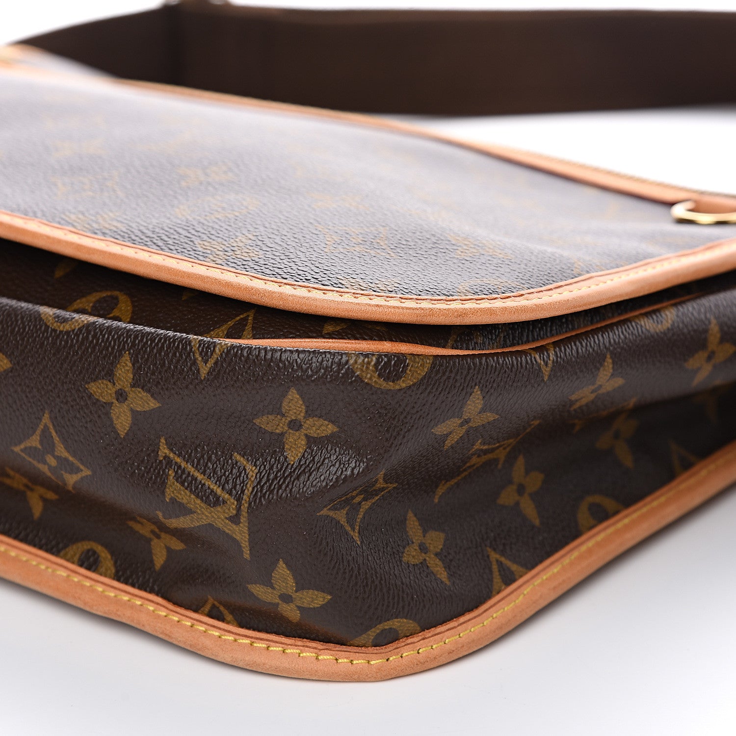 Louis Vuitton Monogram Bosphore GM 9 of 12