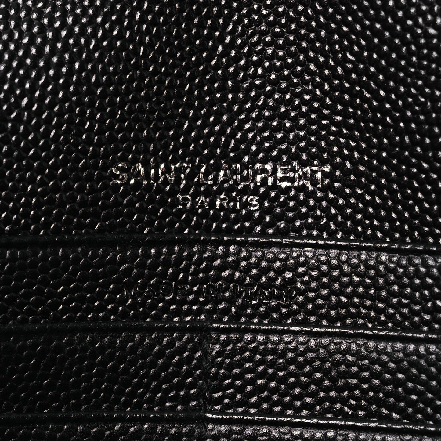 Grain De Poudre Matelasse Chevron Monogram Monochrome Envelope Chain Wallet Black