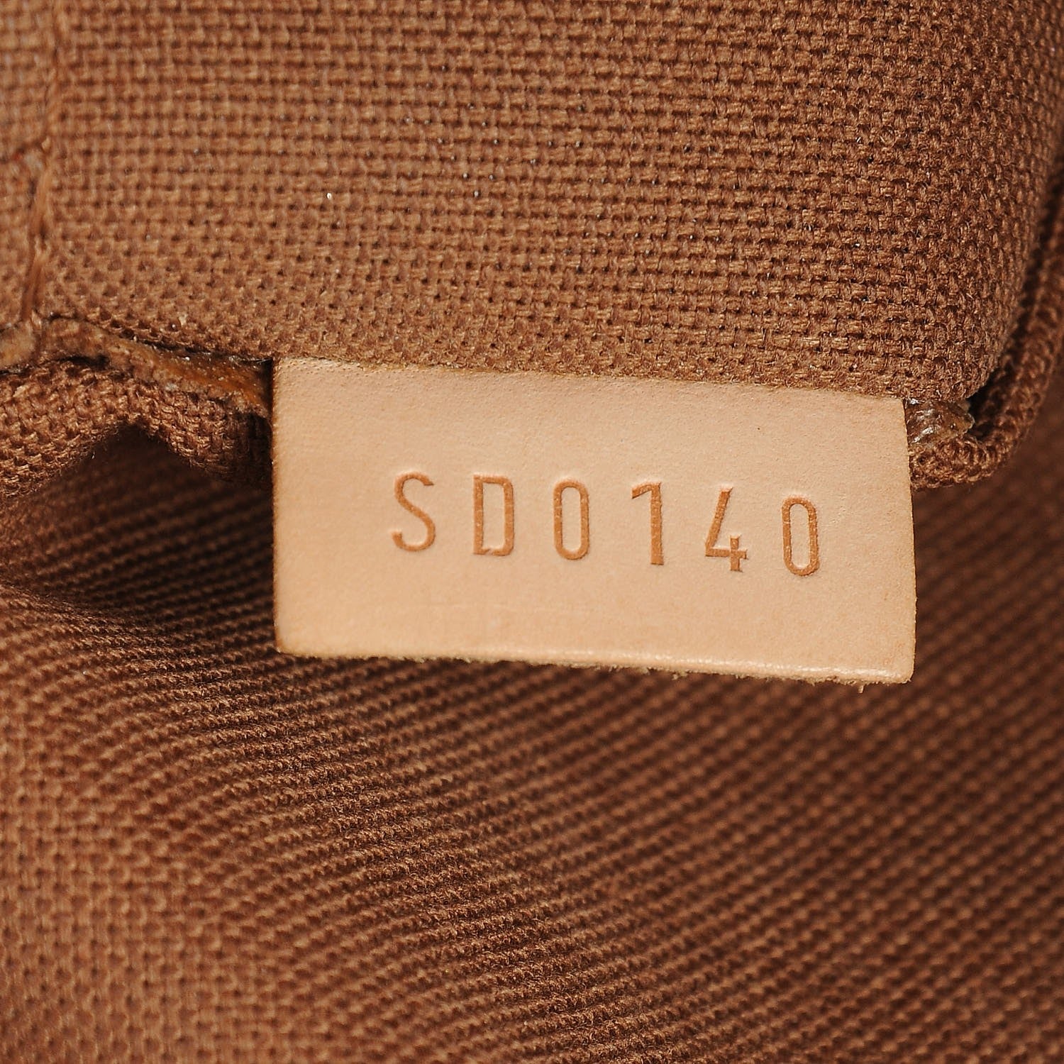 Louis Vuitton Monogram Tivoli GM 7 of 11