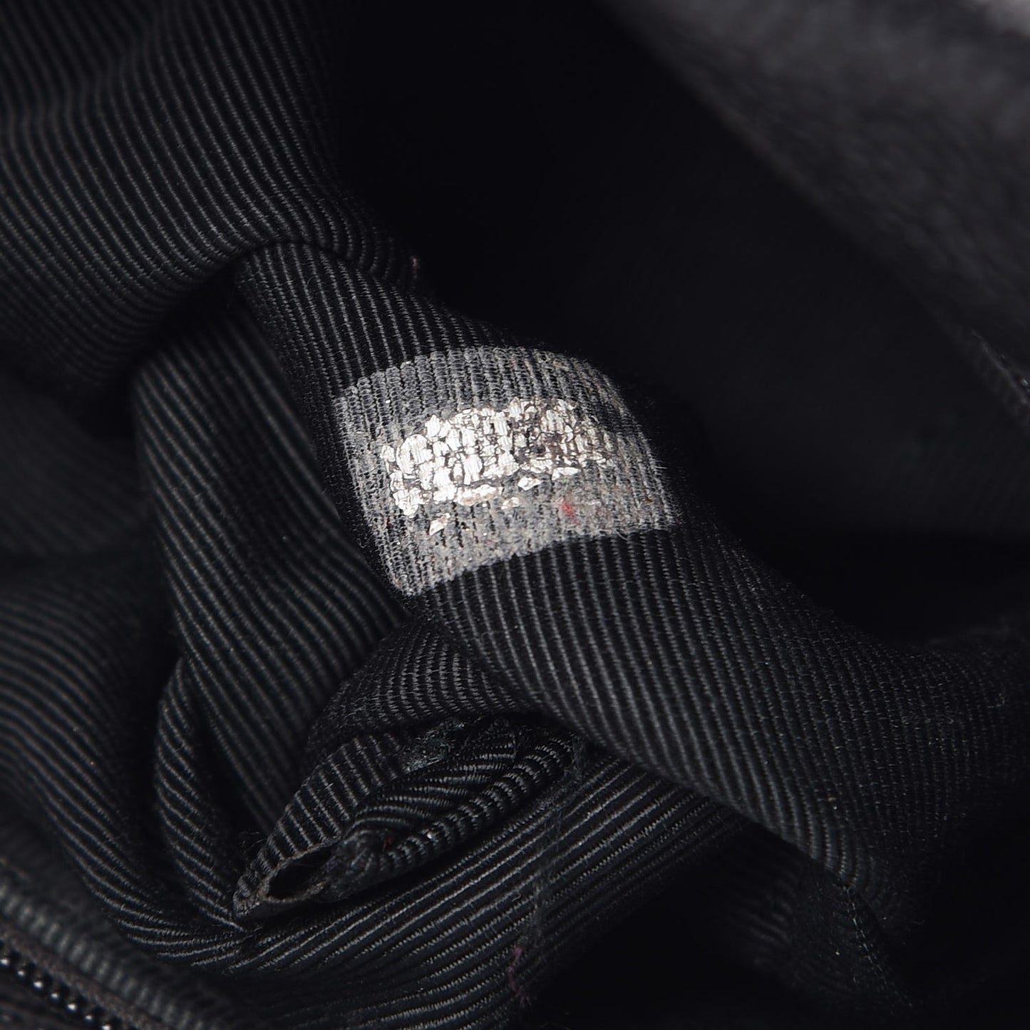 Caviar CC Shoulder Bag Black