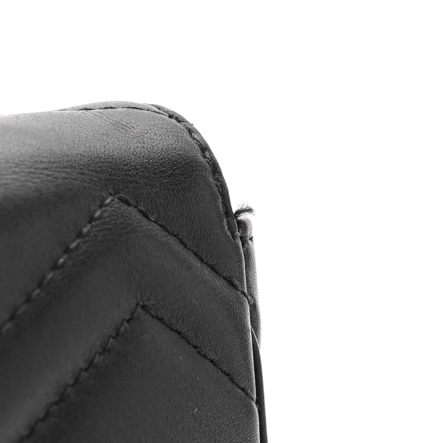 Calfskin Matelasse Super Mini GG Marmont Shoulder Bag Black