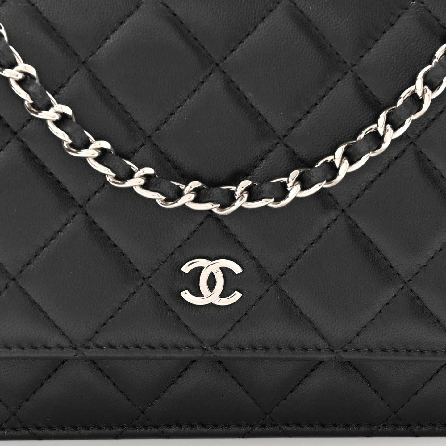 Lambskin Quilted Wallet On Chain WOC Black