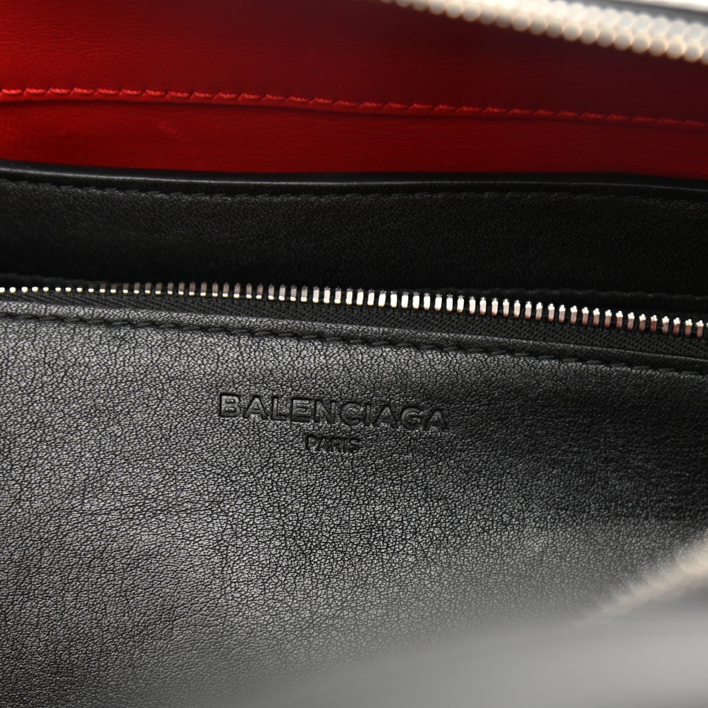 Calfskin M Triangle Duffle Black