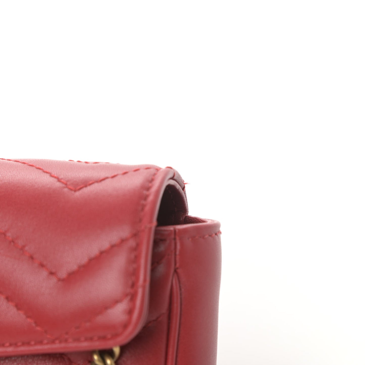 Calfskin Matelasse Super Mini GG Marmont Shoulder Bag Hibiscus Red