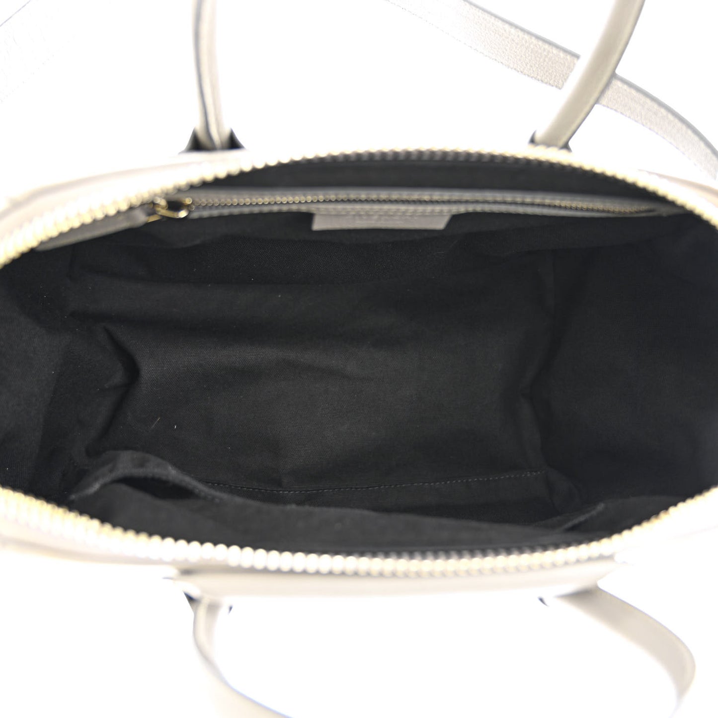 Sugar Goatskin Medium Antigona Pearl Grey