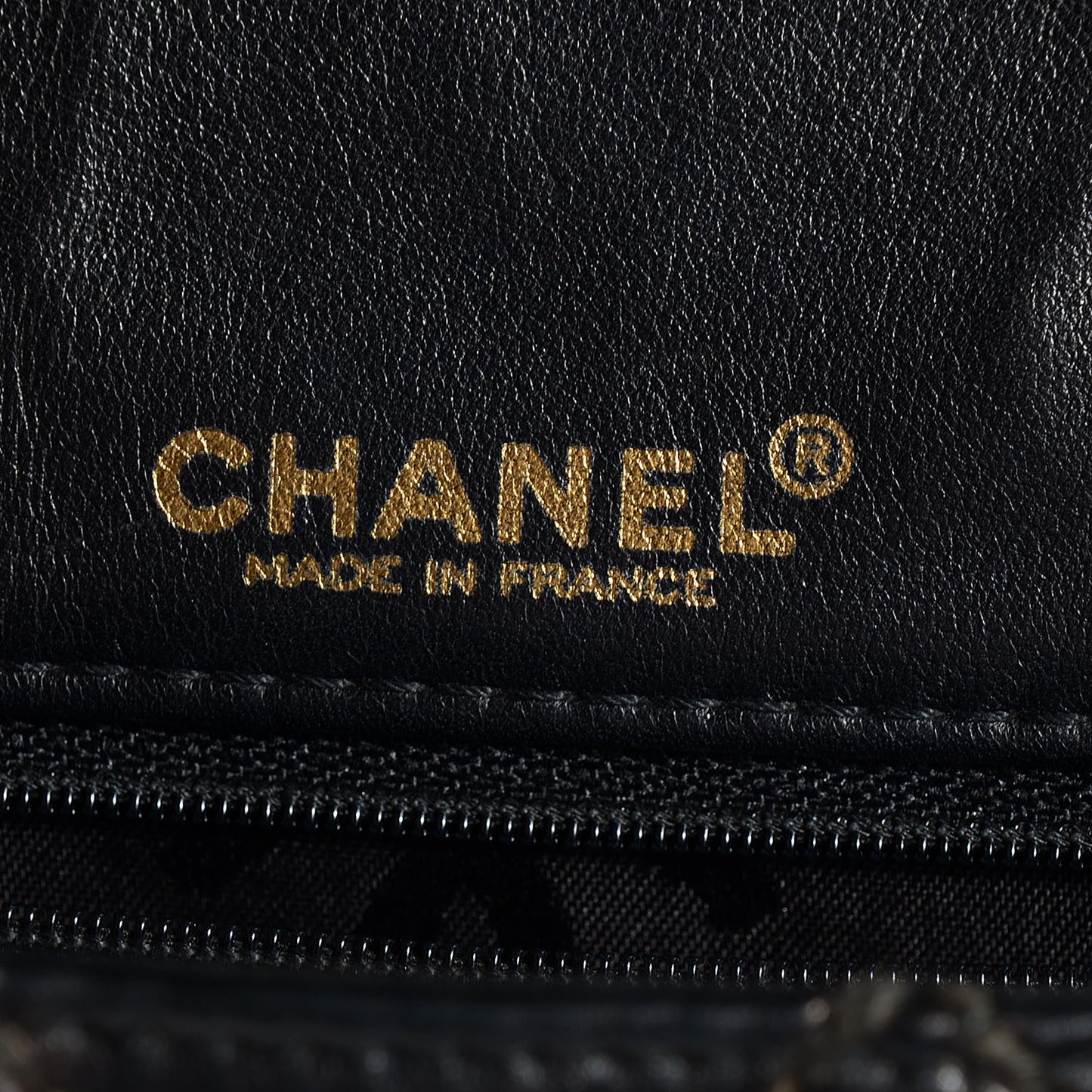 Calfskin Quilted Contrast Stitch Medium Flap Black