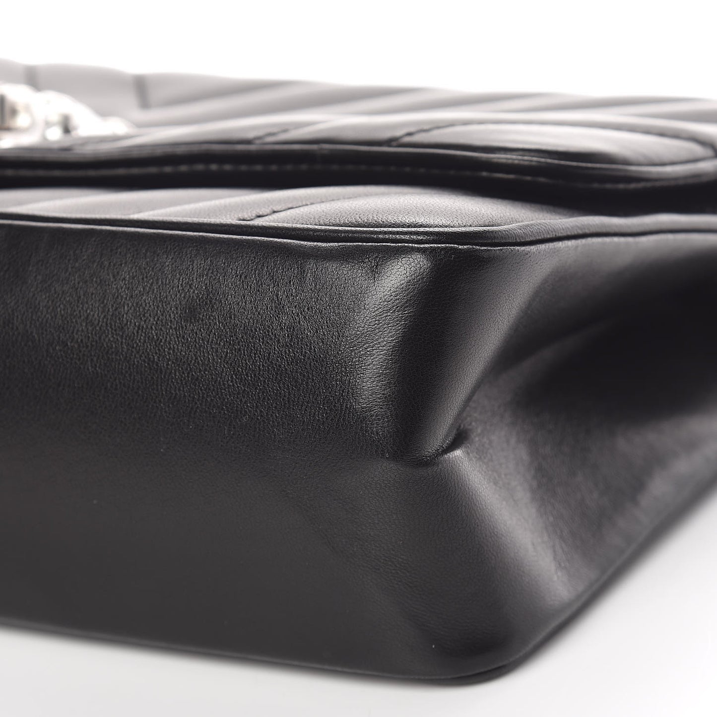 Lambskin Chevron Jumbo Leo Lion Flap Black