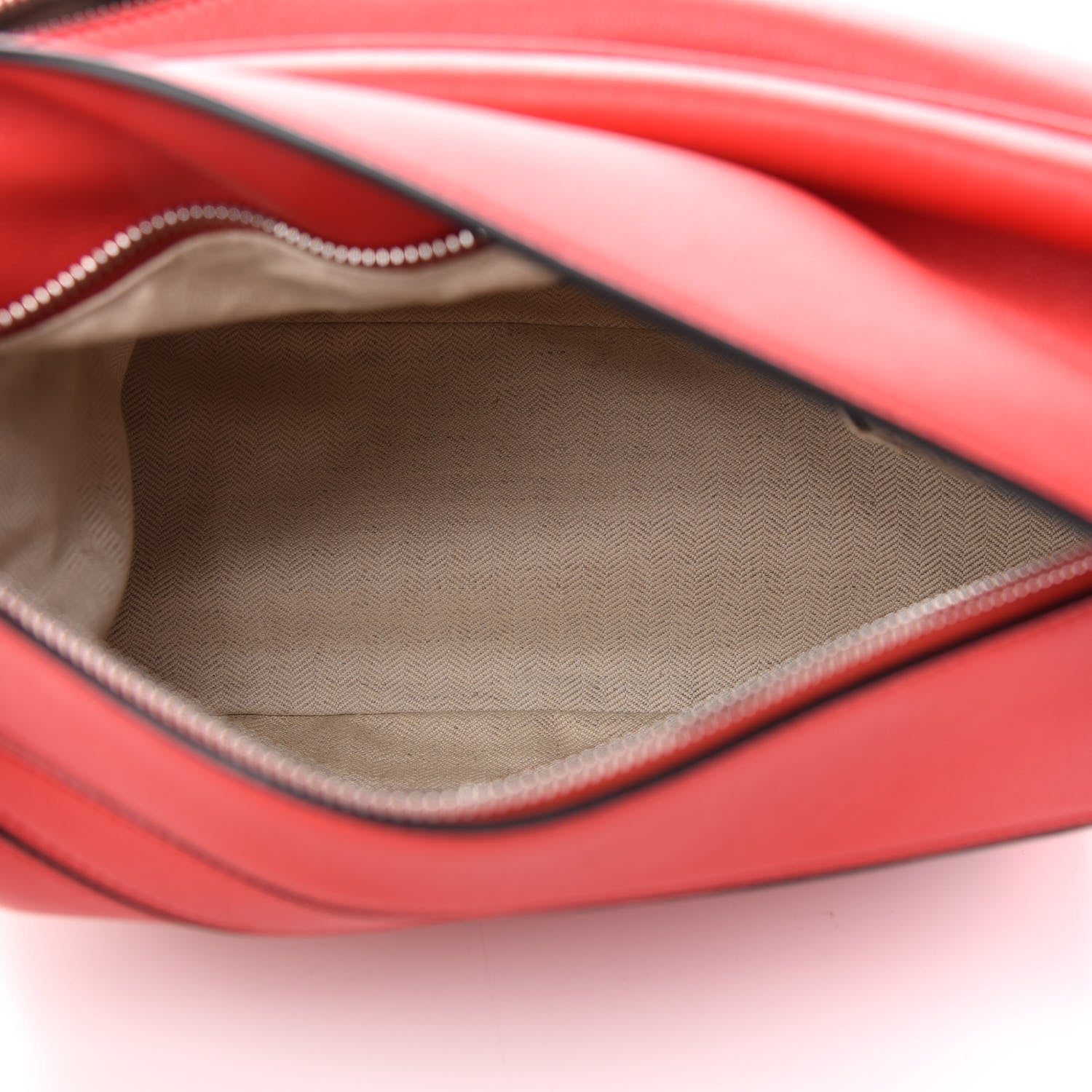 Loewe Calfskin Medium Puzzle Bag Scarlet 5 of 8