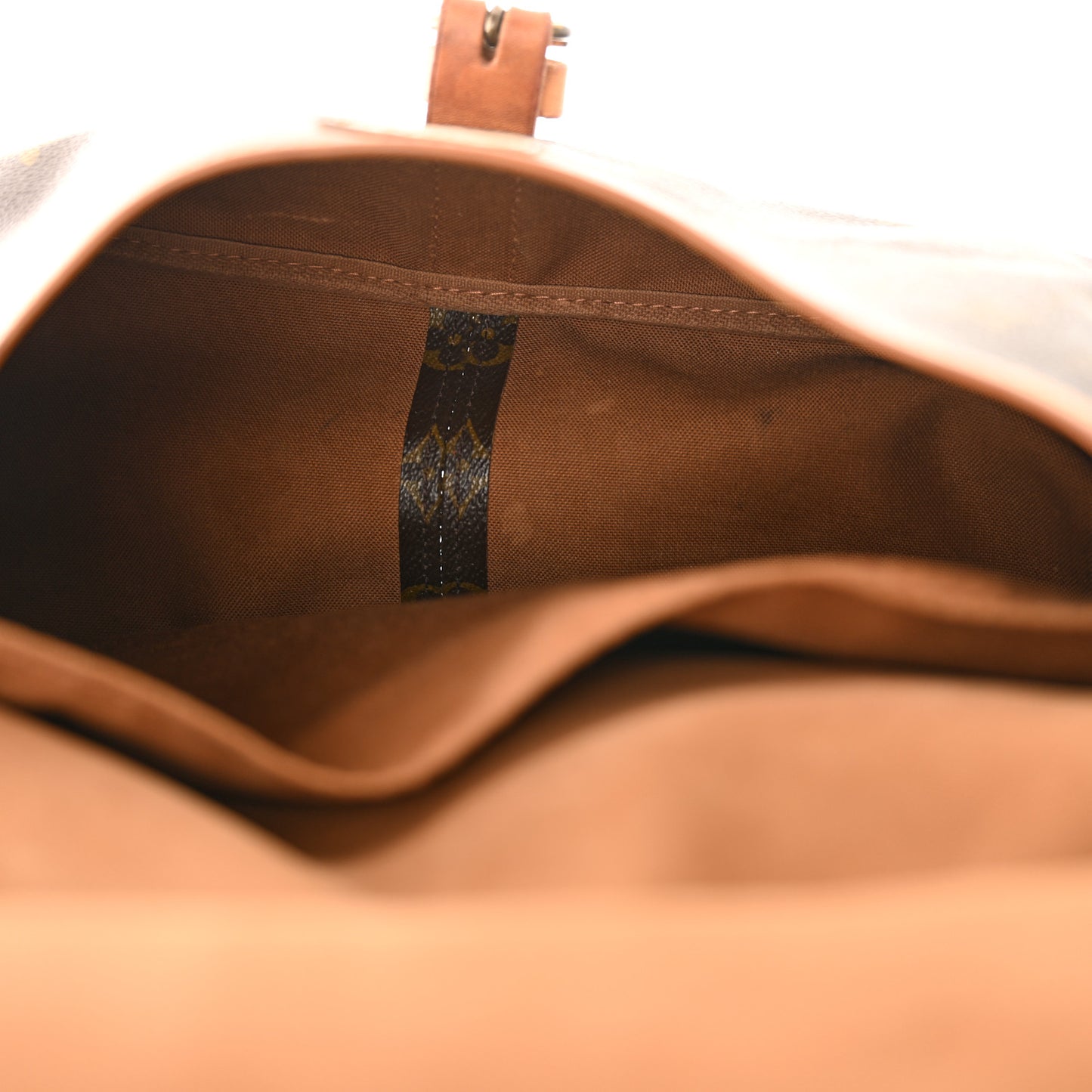 Monogram Saumur 35