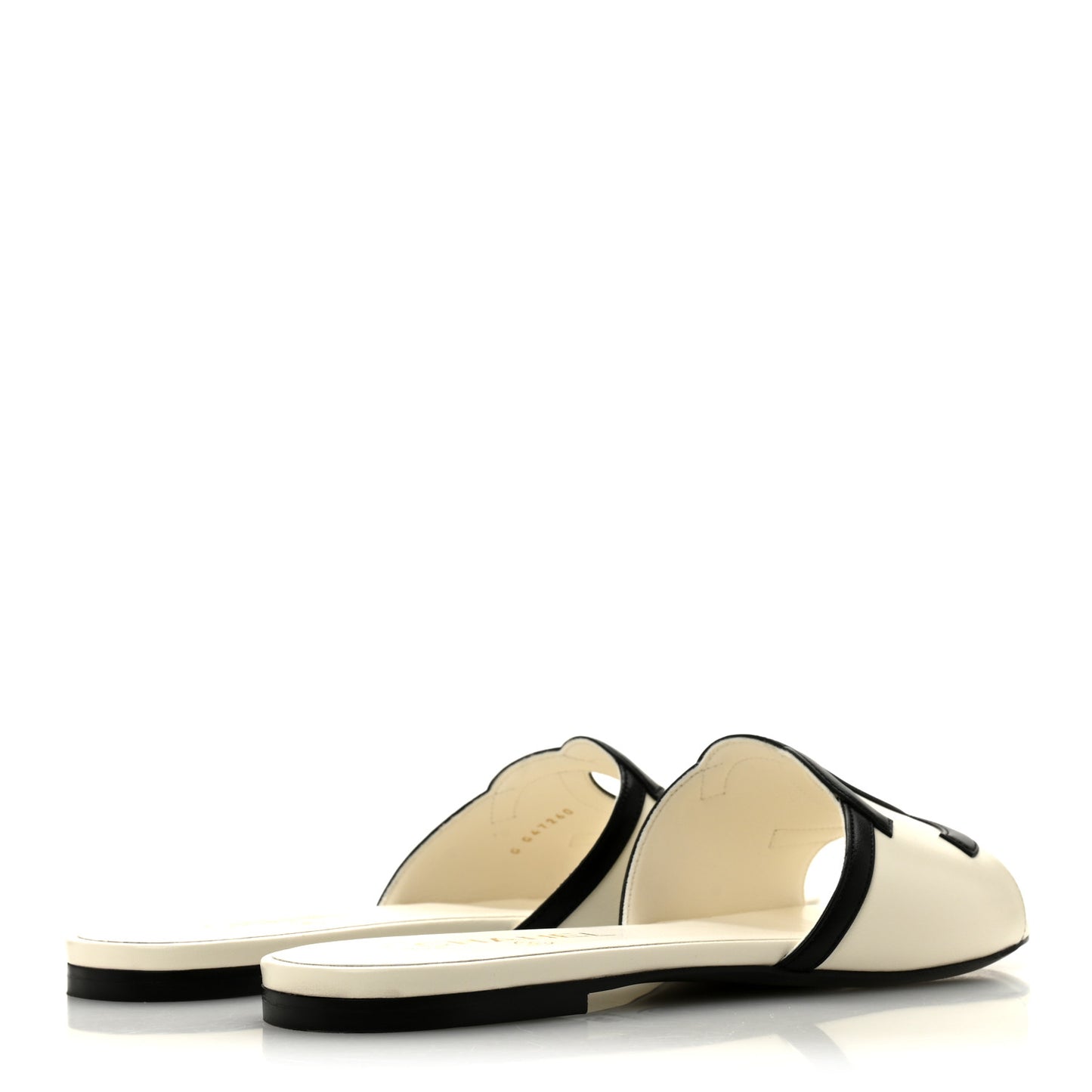 Lambskin CC Logo Slides 39 White Black