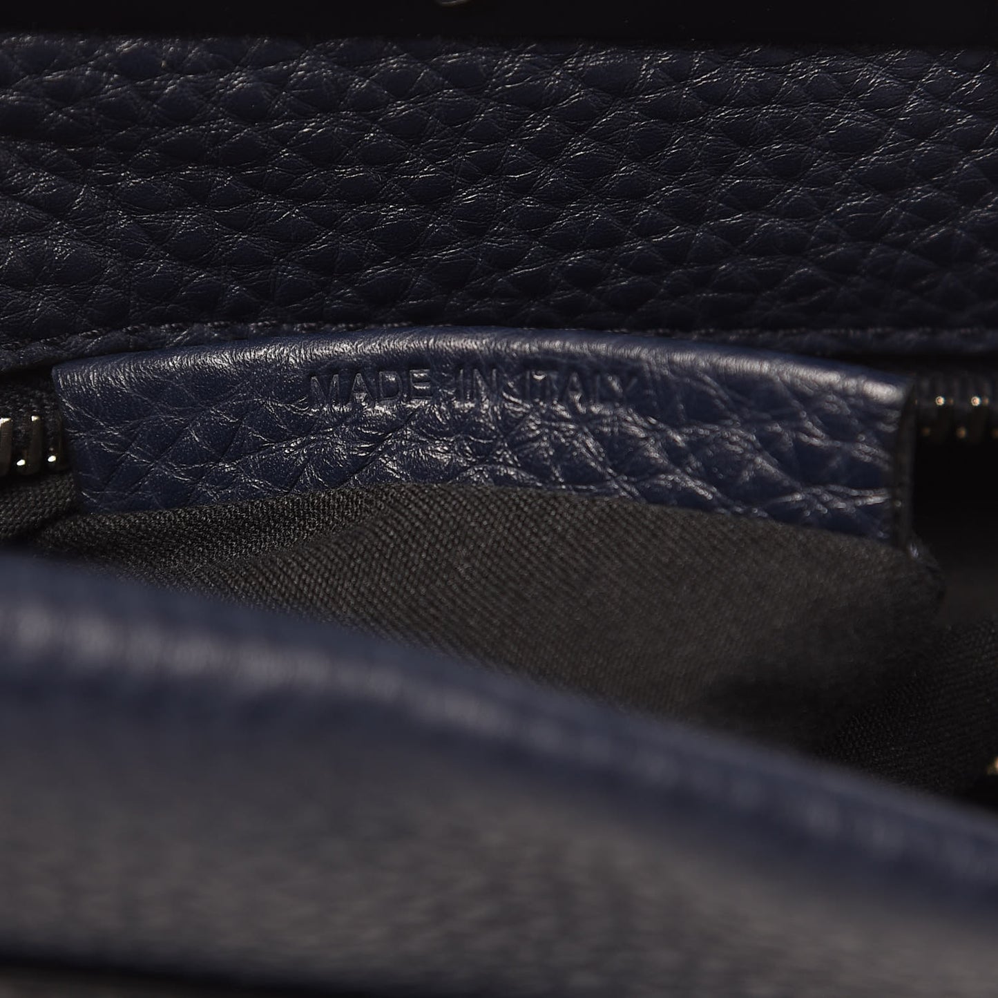 Cuoio Romano Selleria Medium Peekaboo Iconic Satchel Blue Notte