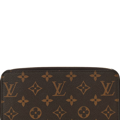 Louis Vuitton Monogram Zippy Wallet 7 of 10