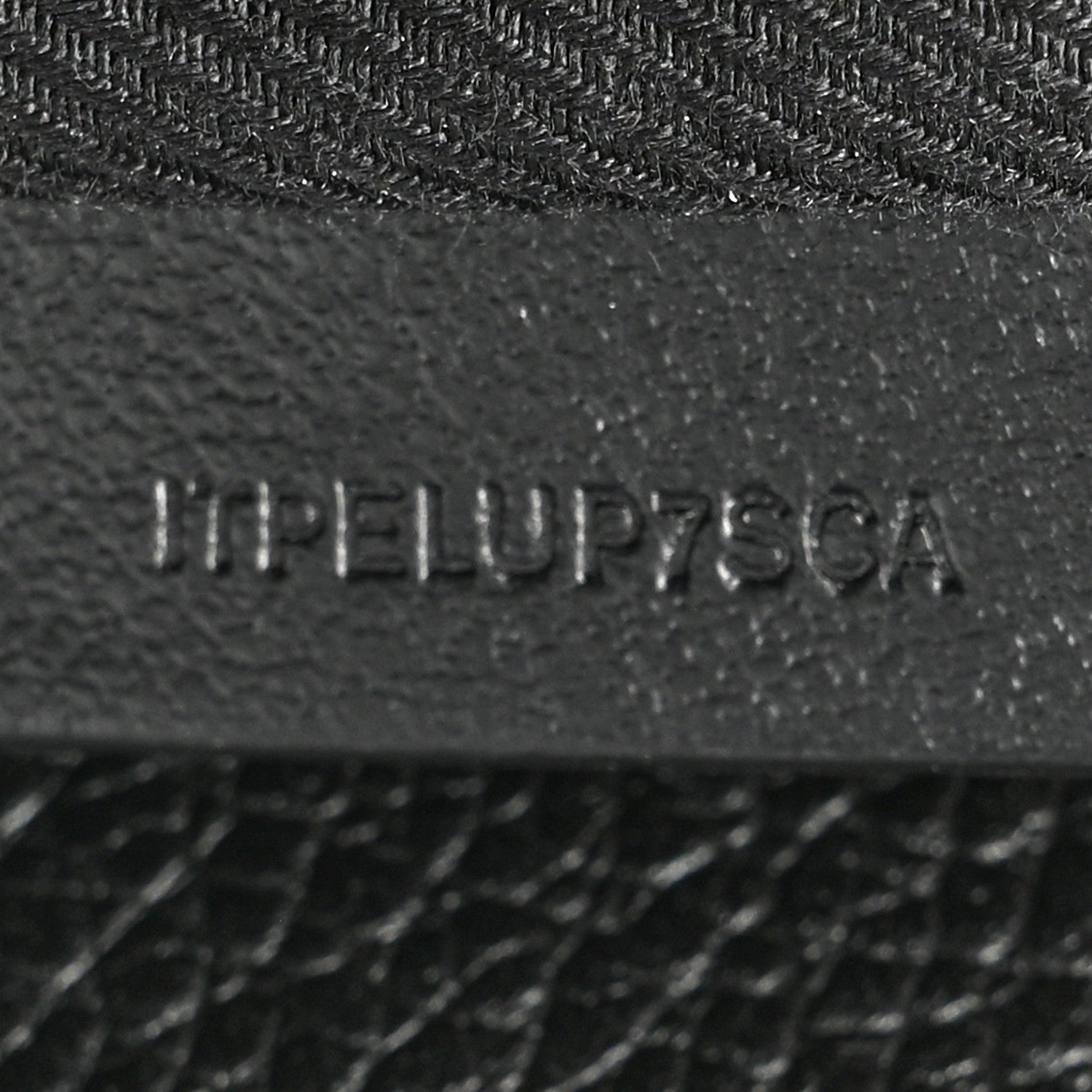 Burberry Grainy Calfskin Large Title Tote Black 9 of 15