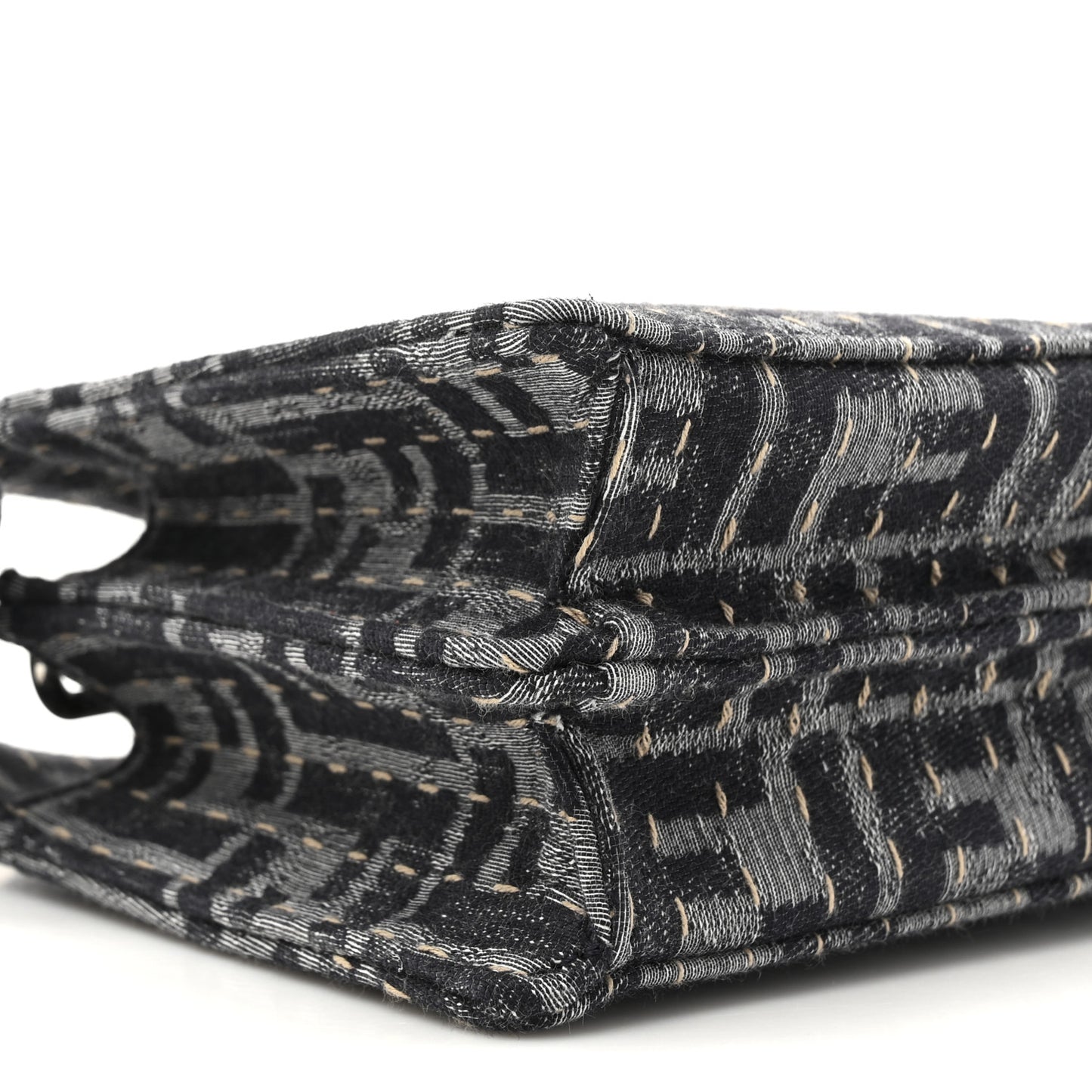 Chenille Vitello Seta FF Peekaboo I See U X Cross Satchel Blue Notte