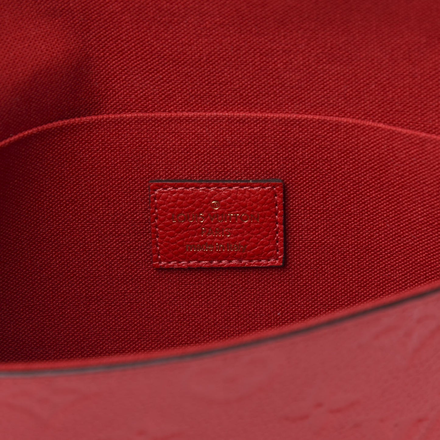 Empreinte Pochette Felicie Chain Wallet Scarlet