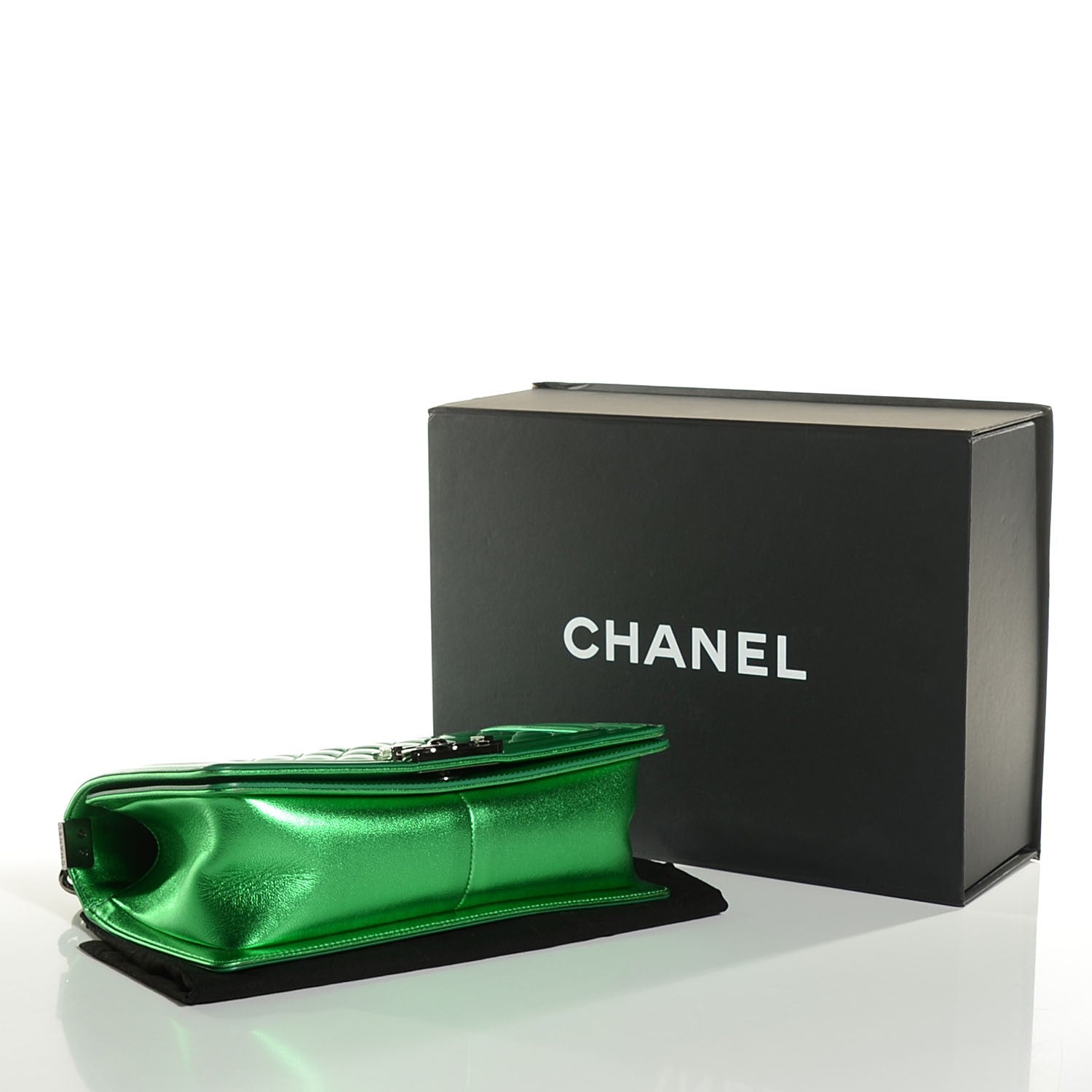 Chanel Metallic Patent Calfskin Medium Boy Flap Green 4 of 8