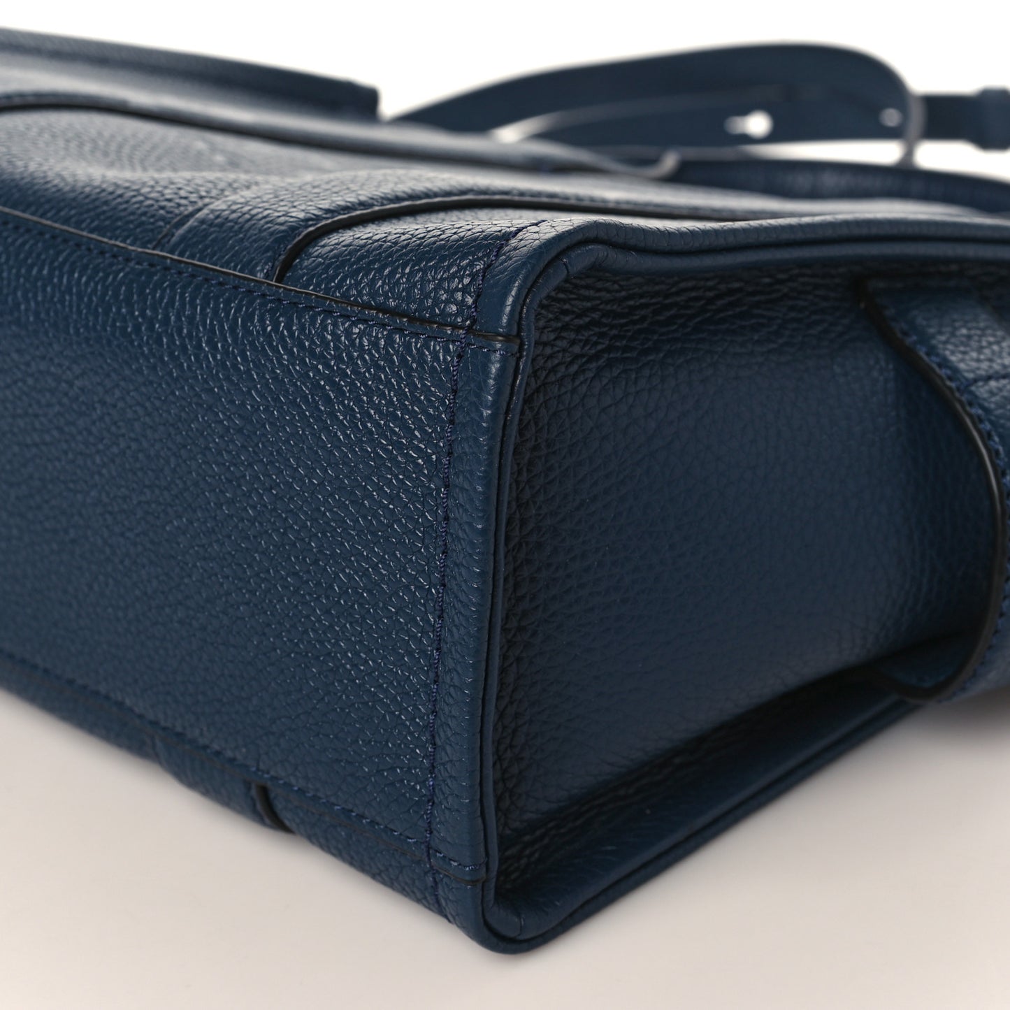 Grained Calfskin Small The Tote Bag Blue Sea