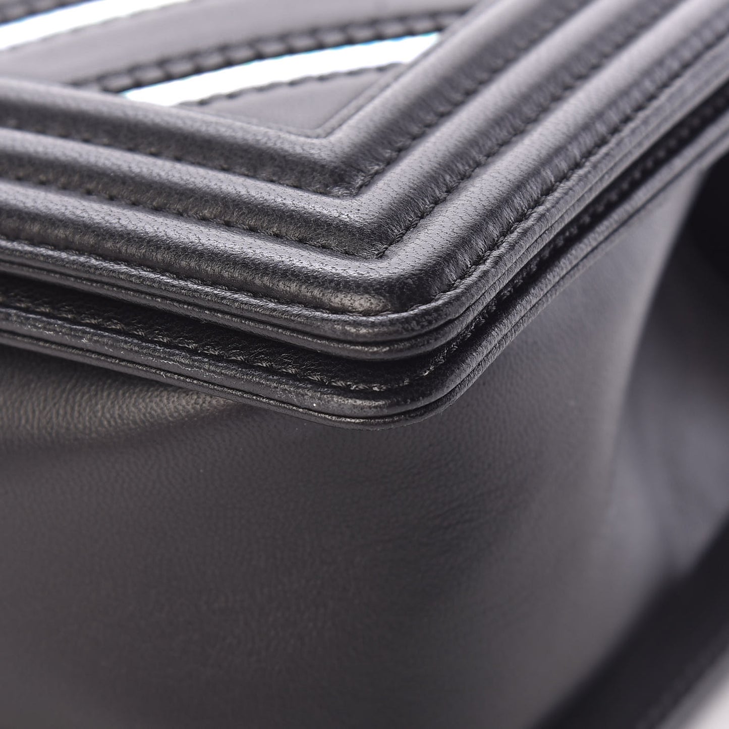 Lambskin Iridescent PVC Chevron Quilted Medium Boy Flap Black Silver