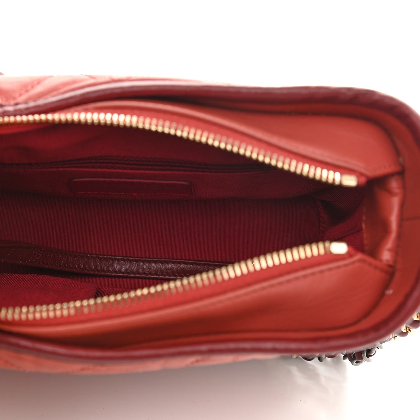 Aged Calfskin Quilted Small Gabrielle Hobo Red