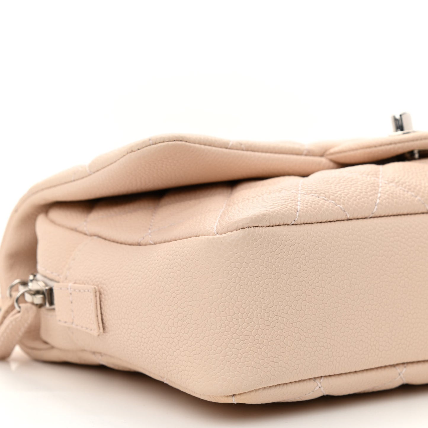 Caviar Quilted Medium Easy Flap Light Beige