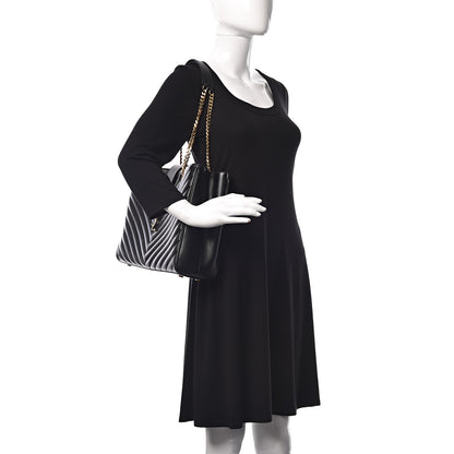 Saint Laurent Grain De Poudre Matelasse Chevron Monogram Shopping Bag Black 2 of 11