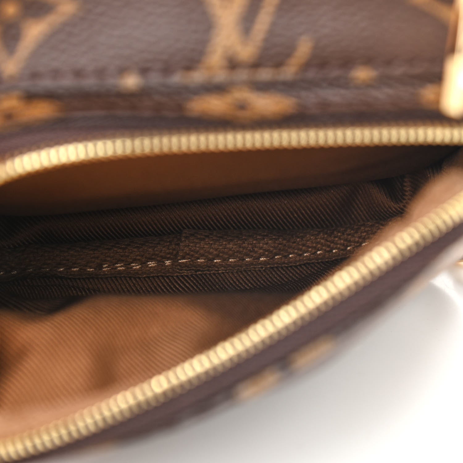 Louis Vuitton Monogram Utility Phone Sleeve 6 of 9
