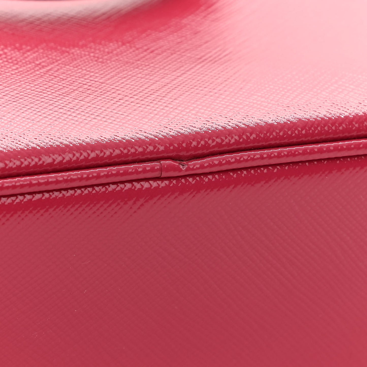 Saffiano Vernice Small Promenade Tote Peonia
