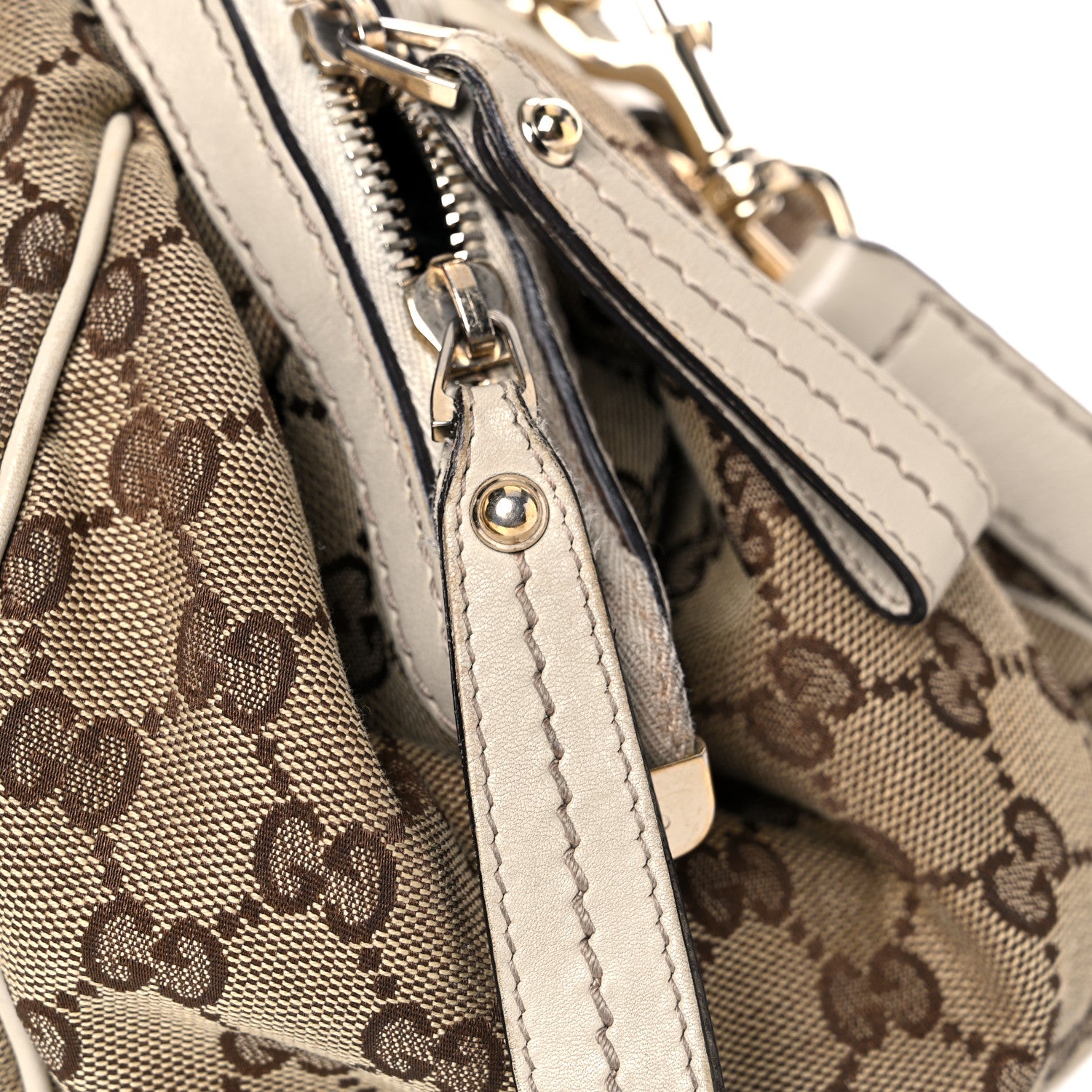 Gucci Monogram Medium Sukey Boston Off White 21 of 44