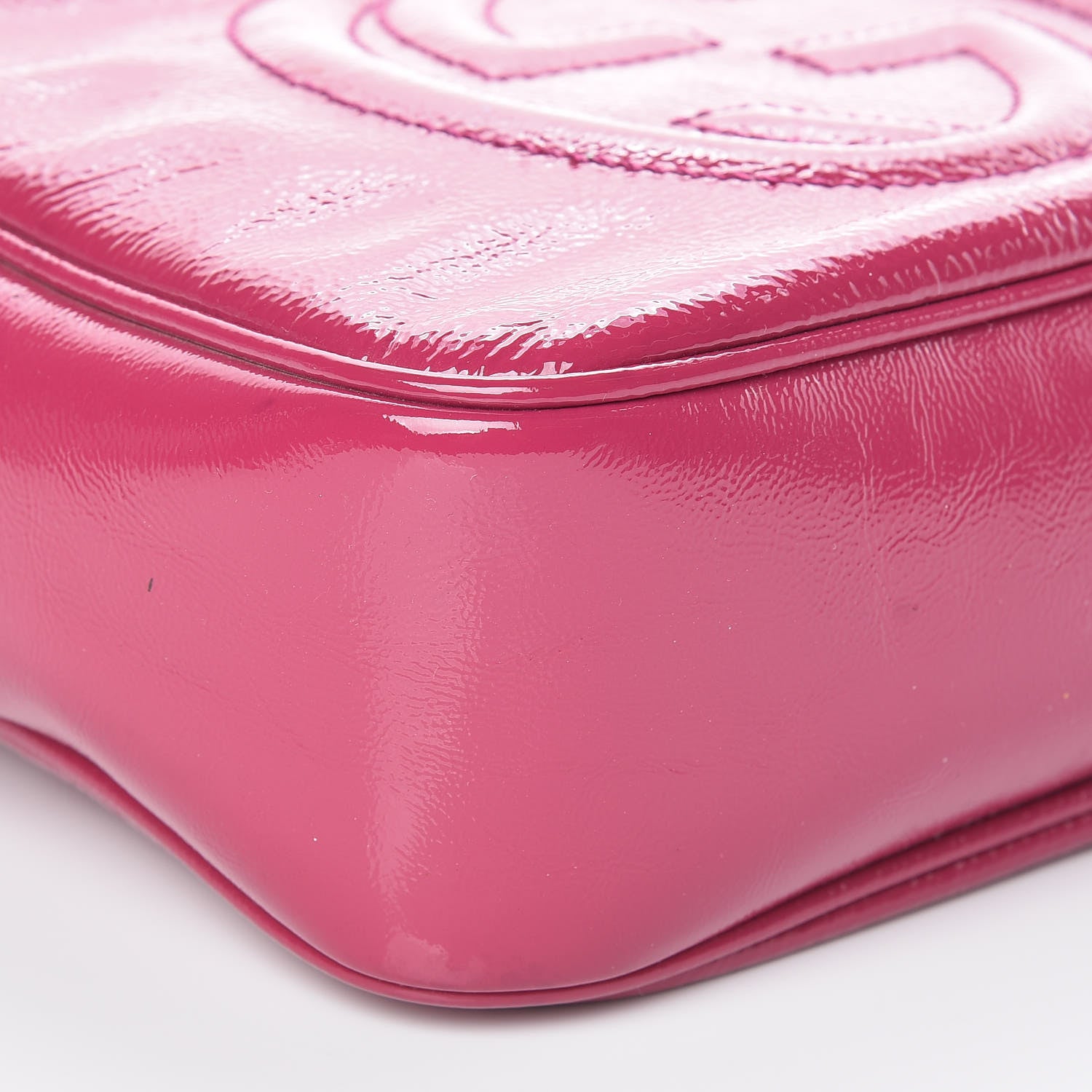 Gucci Soft Patent Small Soho Disco Bag Bright Bougainvillea 8 of 9