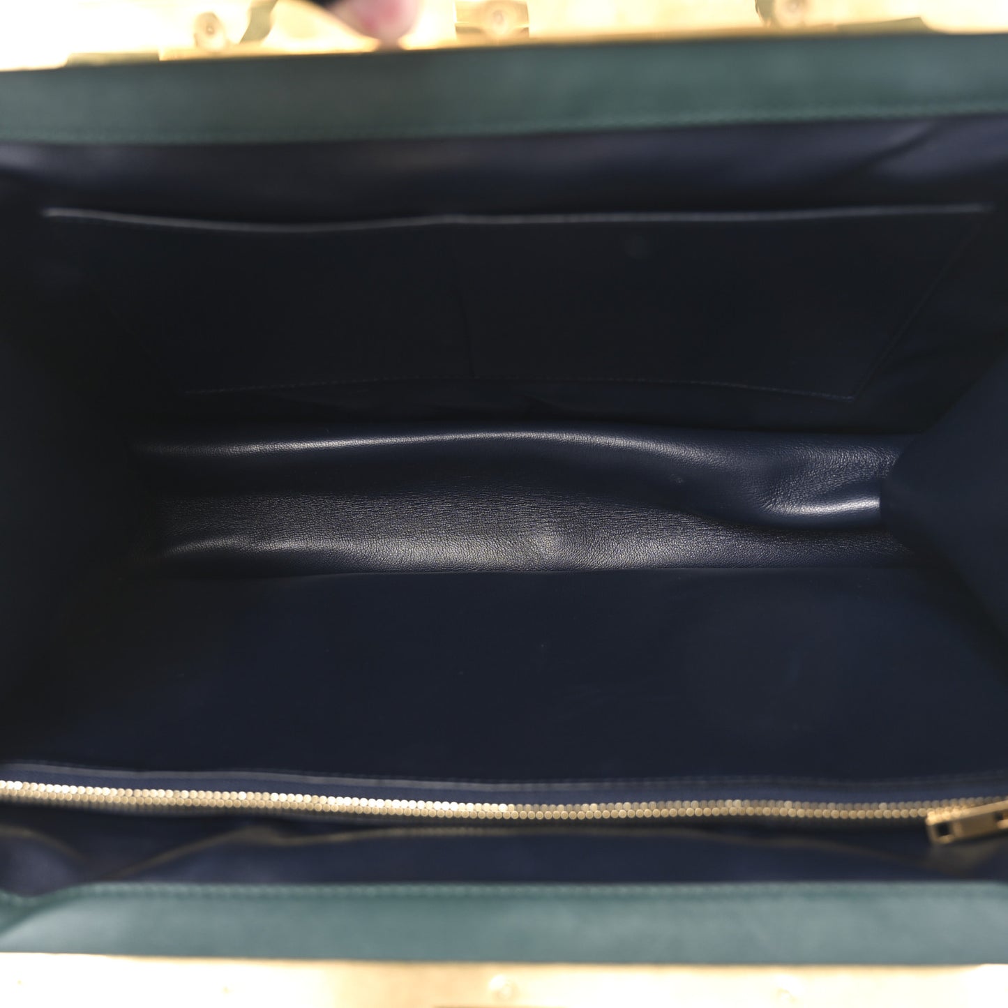 Smooth Calfskin Medium Clasp Shoulder Bag Forest