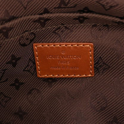 Louis Vuitton Suede Mahina Onatah Pochette Cacao 6 of 9