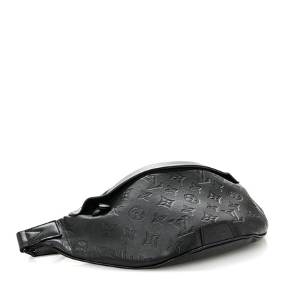 Louis Vuitton Calfskin Monogram Shadow Discovery Bumbag Black 4 of 9