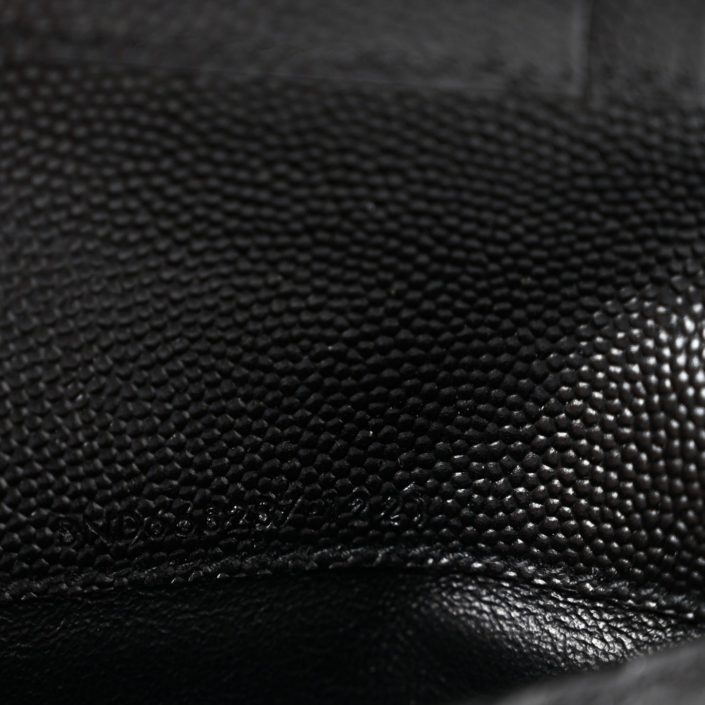 Grain De Poudre Matelasse Chevron Monogram Zipped Two-Part Wallet Black